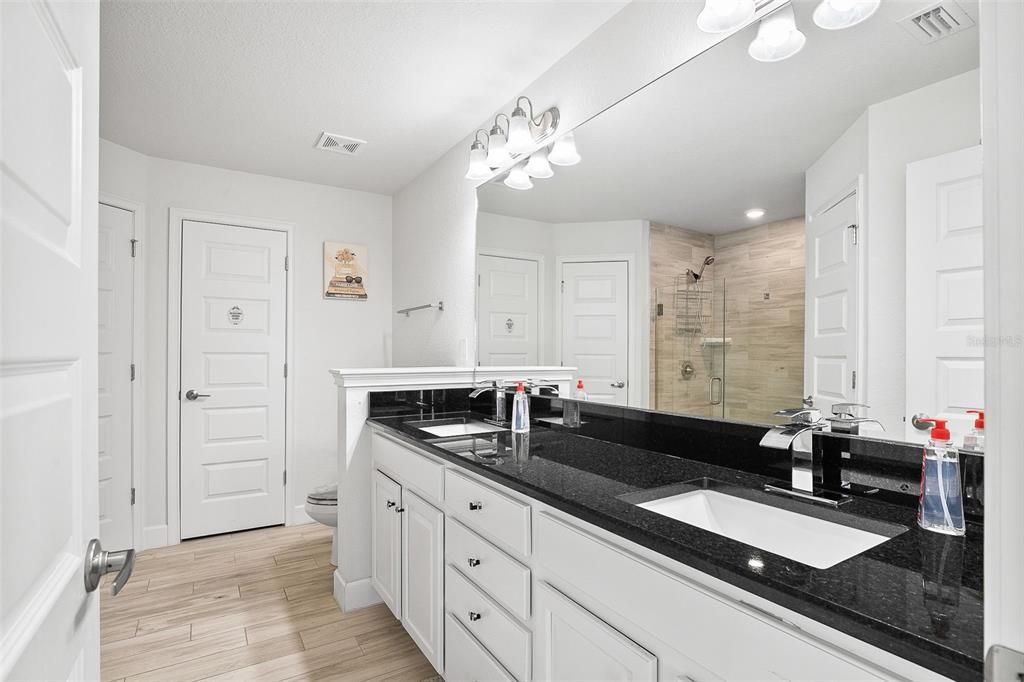 For Sale: $599,900 (4 beds, 2 baths, 2145 Square Feet)