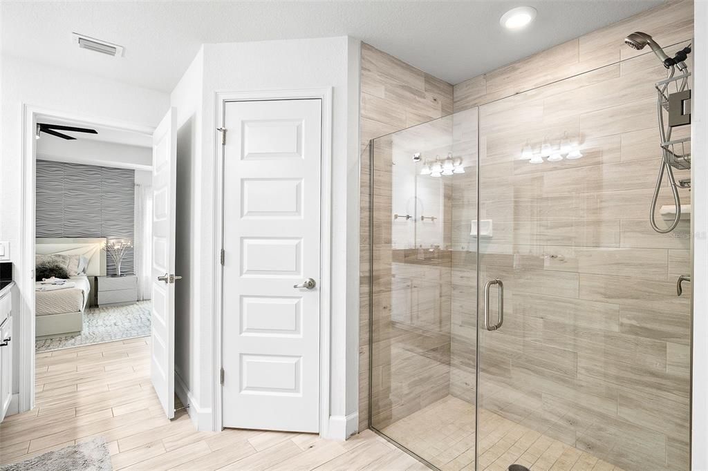 For Sale: $599,900 (4 beds, 2 baths, 2145 Square Feet)