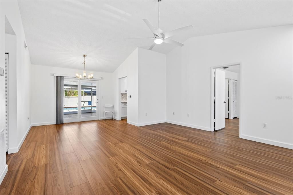 В аренду: $2,900 (3 спален, 2 ванн, 1144 Квадратных фут)