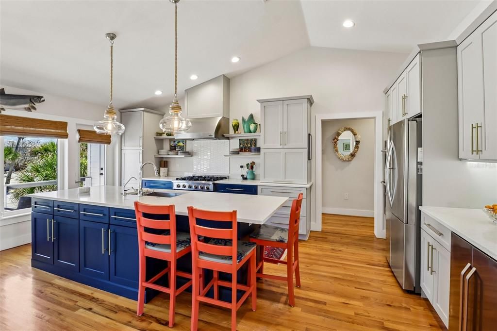 For Sale: $1,785,000 (3 beds, 3 baths, 2535 Square Feet)