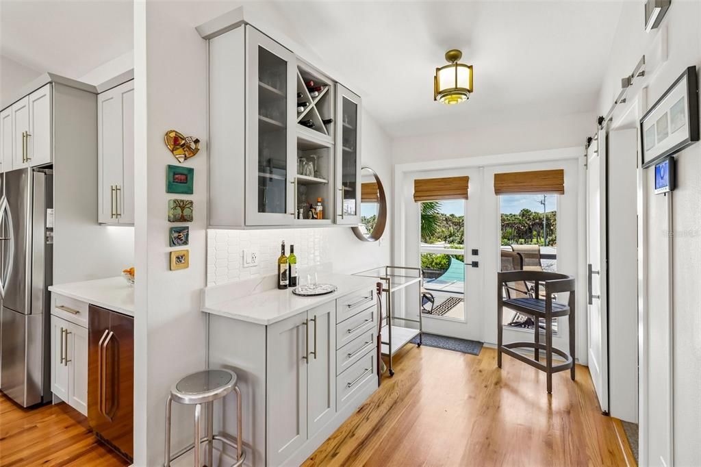 For Sale: $1,785,000 (3 beds, 3 baths, 2535 Square Feet)