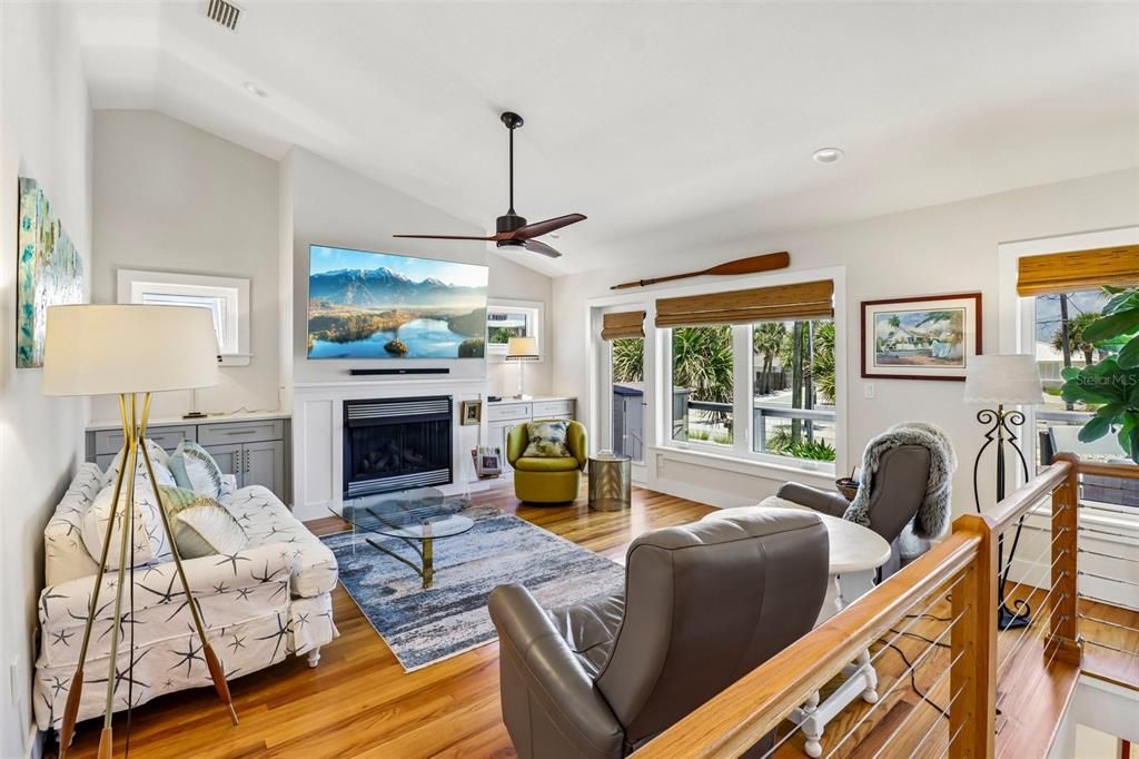 For Sale: $1,785,000 (3 beds, 3 baths, 2535 Square Feet)