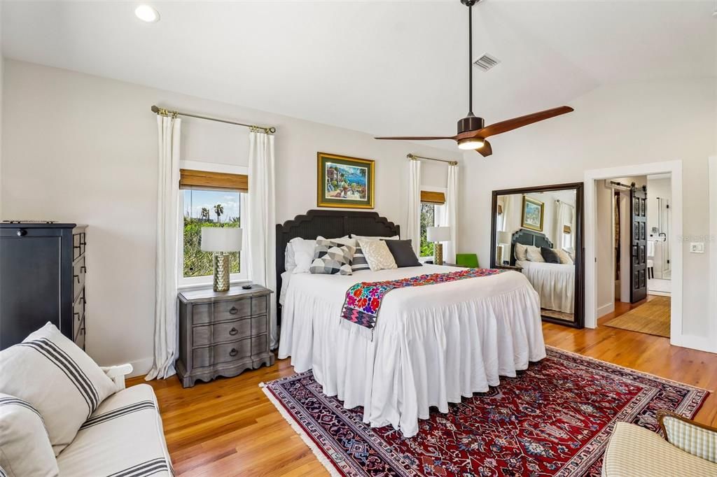 For Sale: $1,785,000 (3 beds, 3 baths, 2535 Square Feet)