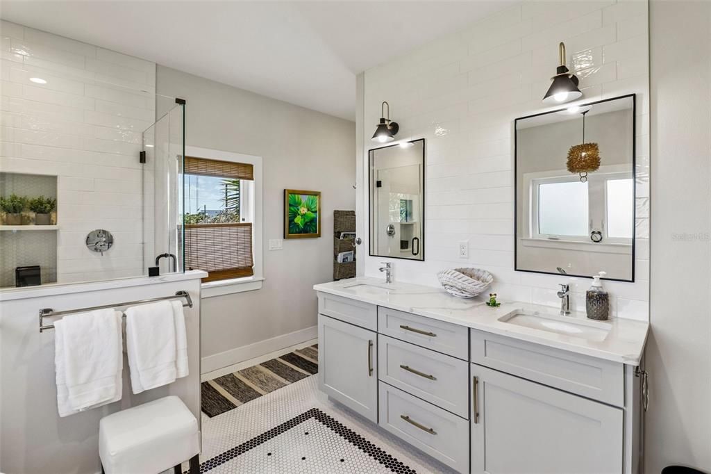 For Sale: $1,785,000 (3 beds, 3 baths, 2535 Square Feet)