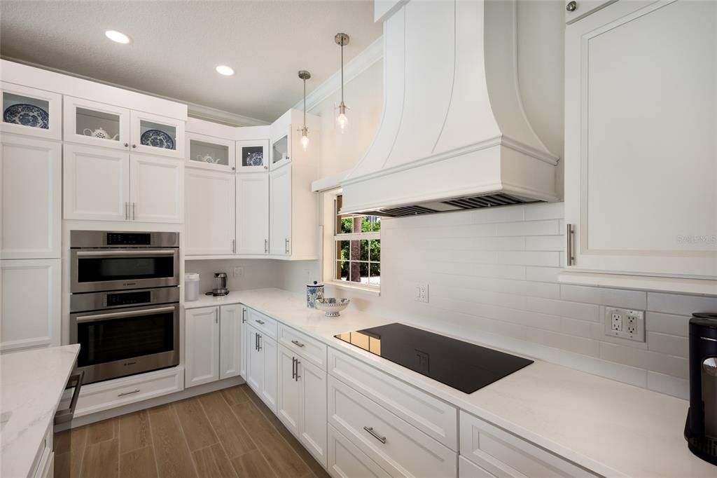 En Venta: $4,200,000 (5 camas, 5 baños, 4350 Pies cuadrados)