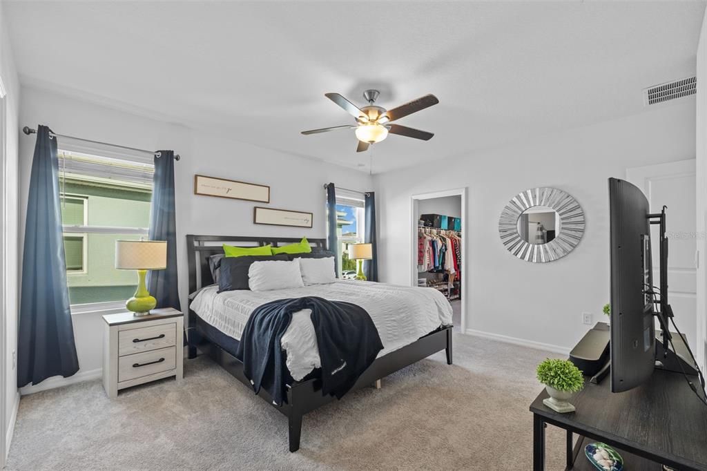 For Sale: $475,000 (4 beds, 2 baths, 2260 Square Feet)