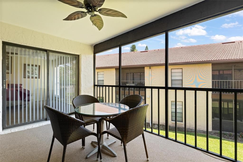 For Sale: $199,737 (2 beds, 2 baths, 1300 Square Feet)
