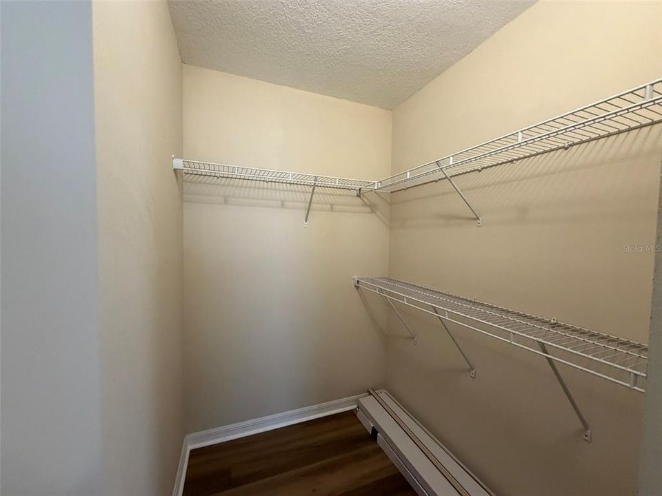 En Venta: $329,900 (2 camas, 2 baños, 1080 Pies cuadrados)