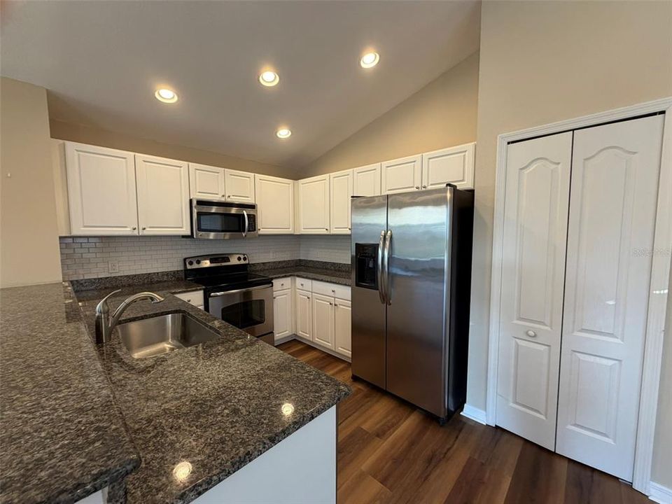 En Venta: $329,900 (2 camas, 2 baños, 1080 Pies cuadrados)