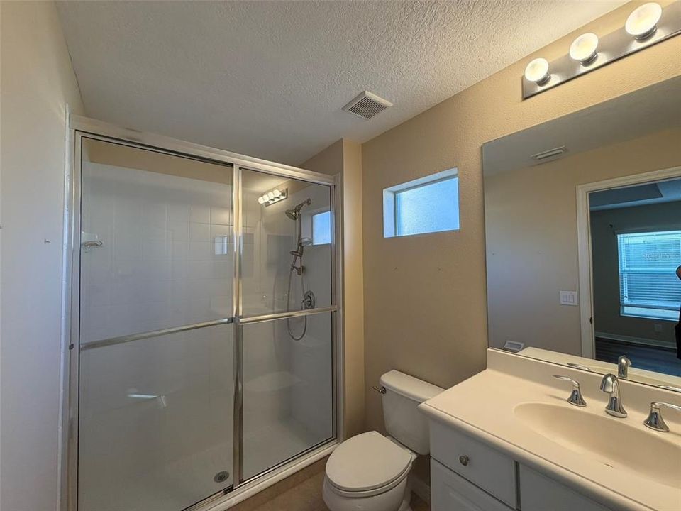 En Venta: $329,900 (2 camas, 2 baños, 1080 Pies cuadrados)