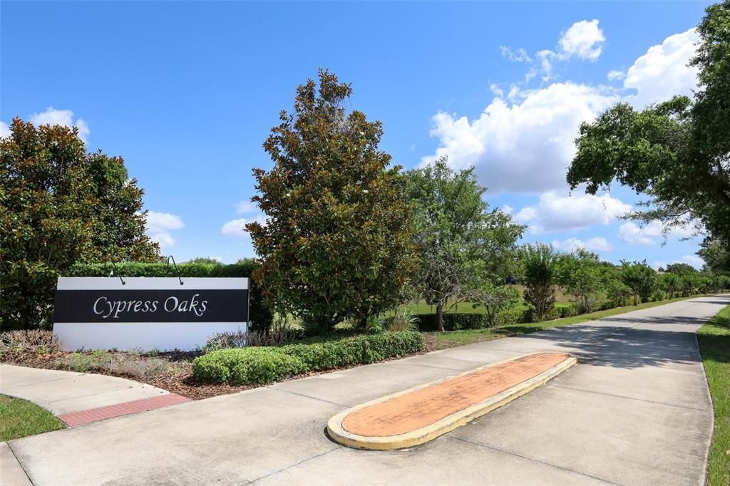 For Sale: $350,000 (4 beds, 2 baths, 1744 Square Feet)