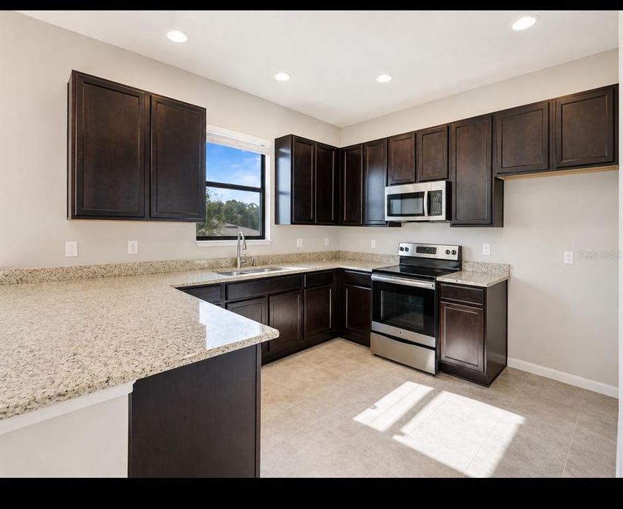 For Sale: $350,000 (4 beds, 2 baths, 1744 Square Feet)