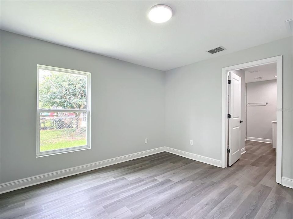 For Rent: $1,940 (3 beds, 2 baths, 1270 Square Feet)