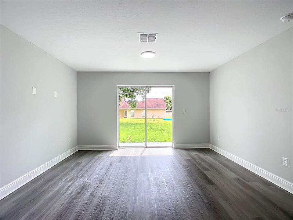 For Rent: $1,940 (3 beds, 2 baths, 1270 Square Feet)