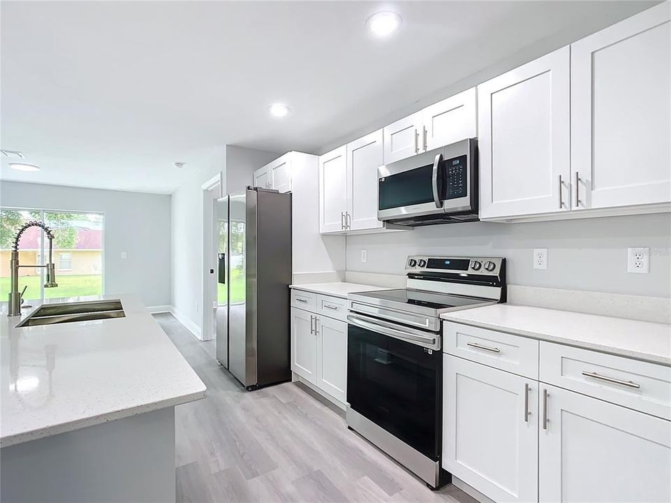 For Rent: $1,940 (3 beds, 2 baths, 1270 Square Feet)