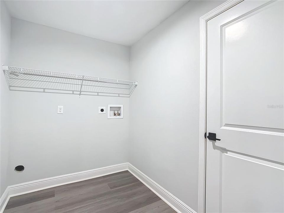 For Rent: $1,940 (3 beds, 2 baths, 1270 Square Feet)