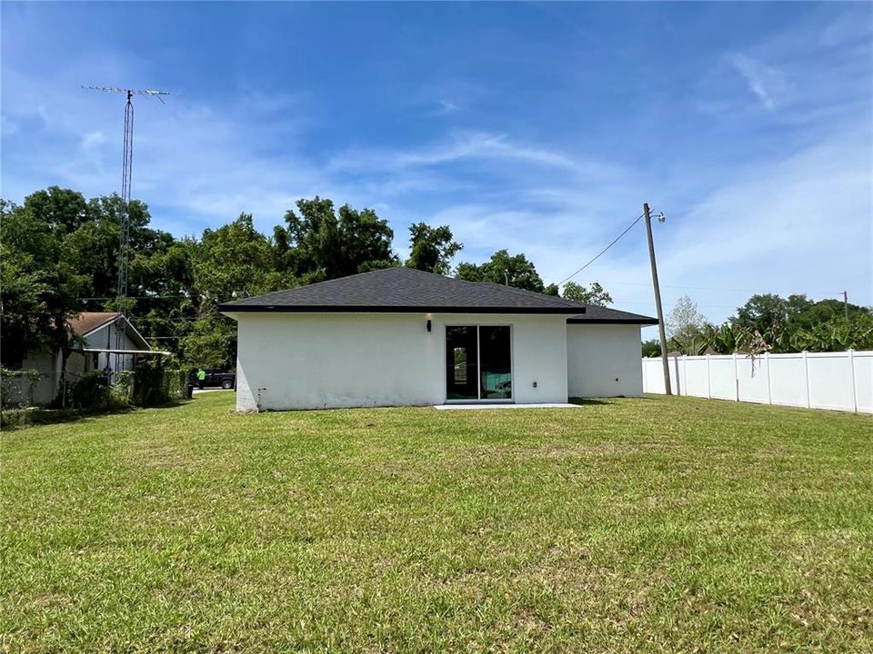 For Rent: $1,940 (3 beds, 2 baths, 1270 Square Feet)