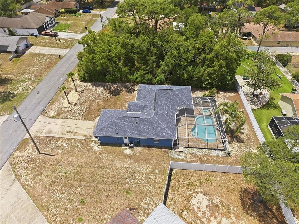 Active With Contract: $349,900 (3 beds, 2 baths, 1368 Square Feet)