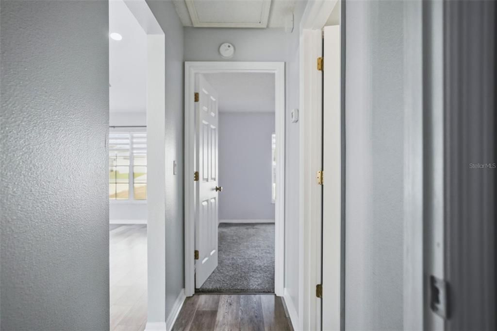 Active With Contract: $349,900 (3 beds, 2 baths, 1368 Square Feet)