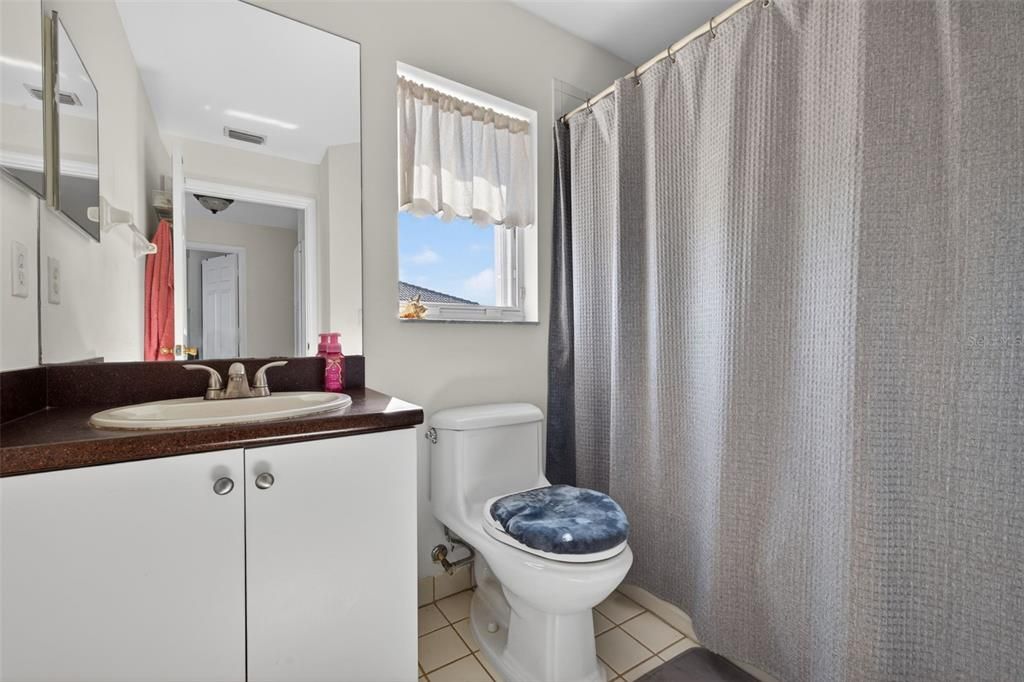 For Sale: $449,000 (5 beds, 3 baths, 2655 Square Feet)