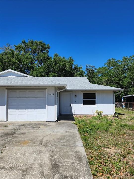 For Rent: $2,300 (4 beds, 2 baths, 1057 Square Feet)