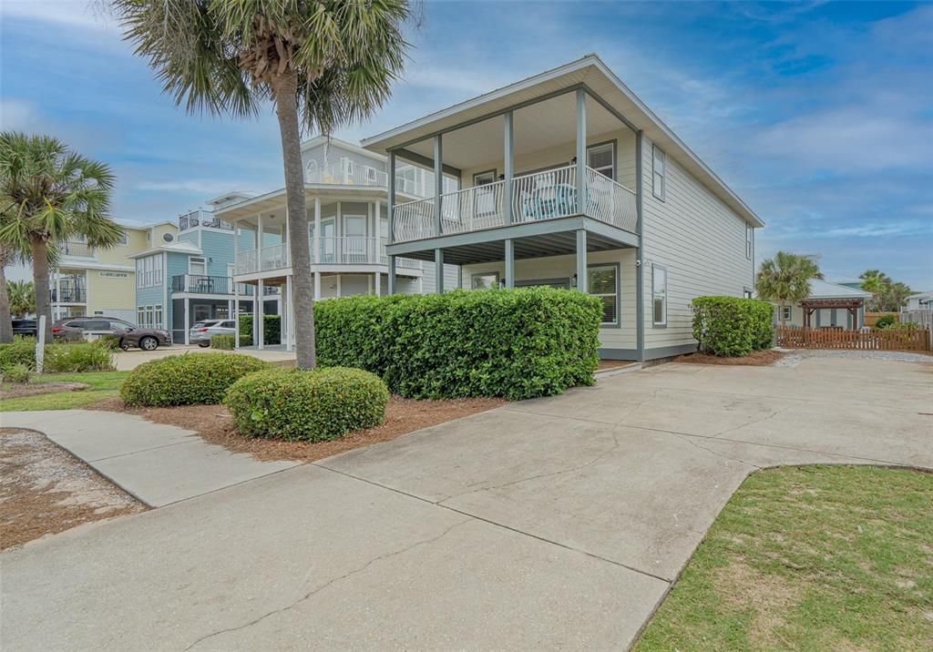 For Sale: $1,950,000 (5 beds, 4 baths, 2378 Square Feet)