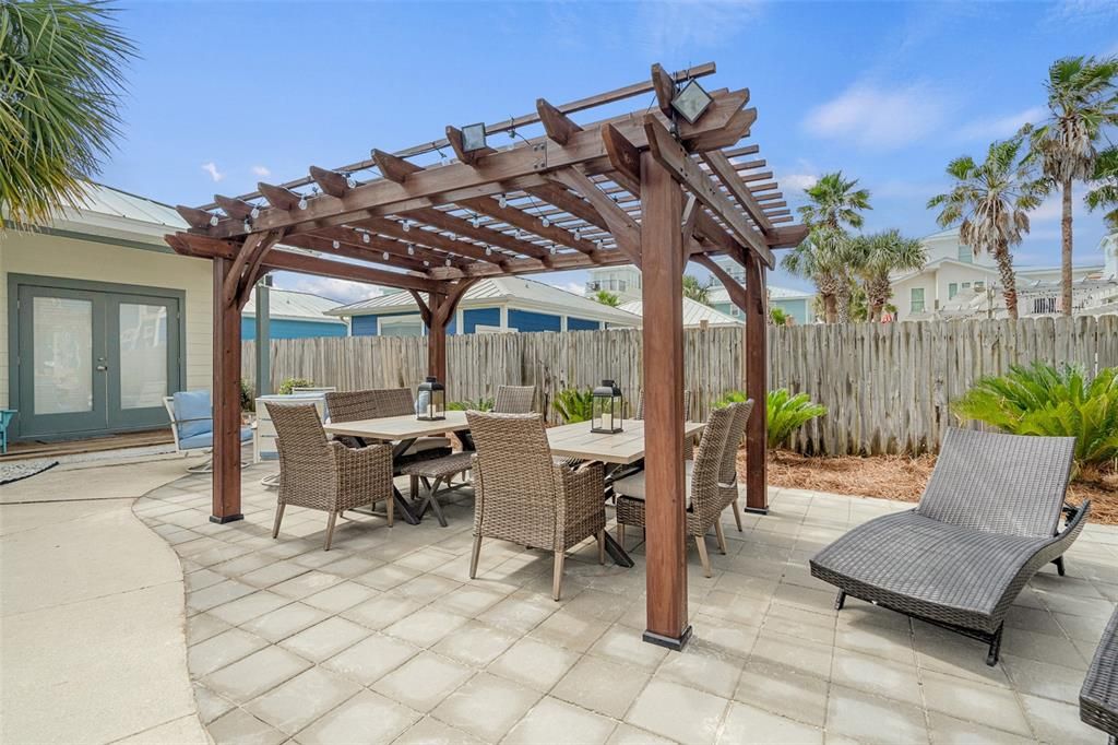 For Sale: $1,950,000 (5 beds, 4 baths, 2378 Square Feet)