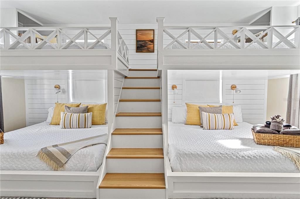 For Sale: $1,950,000 (5 beds, 4 baths, 2378 Square Feet)
