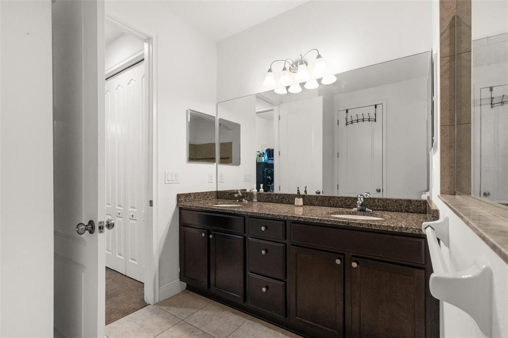 For Sale: $429,500 (4 beds, 2 baths, 1921 Square Feet)