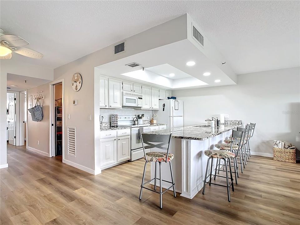 En Venta: $619,000 (2 camas, 0 baños, 1055 Pies cuadrados)