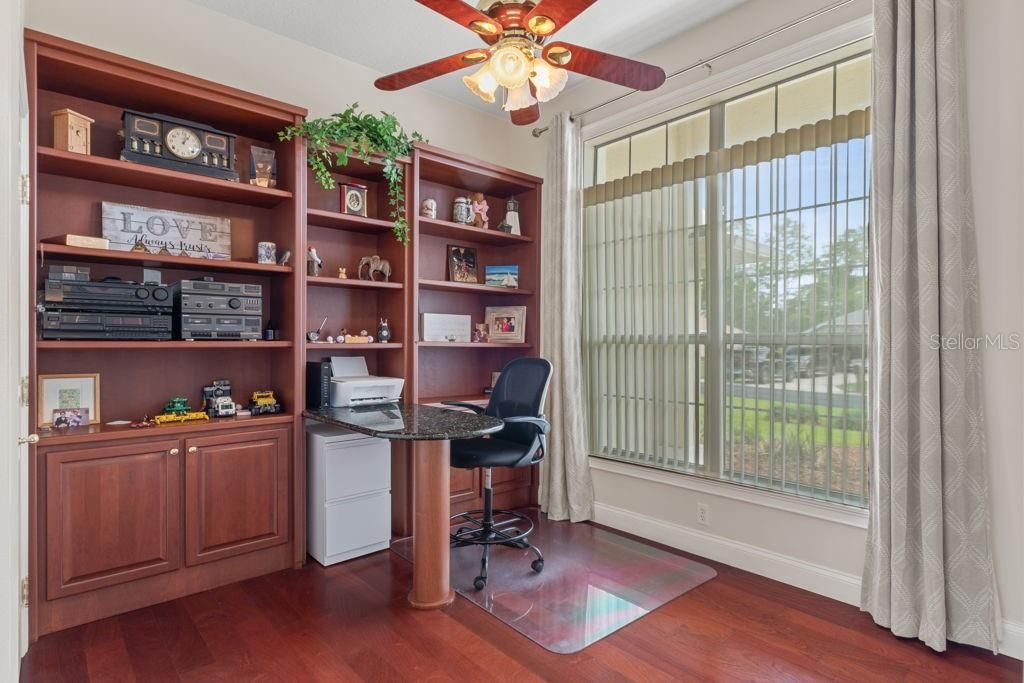 For Sale: $427,900 (4 beds, 2 baths, 2182 Square Feet)