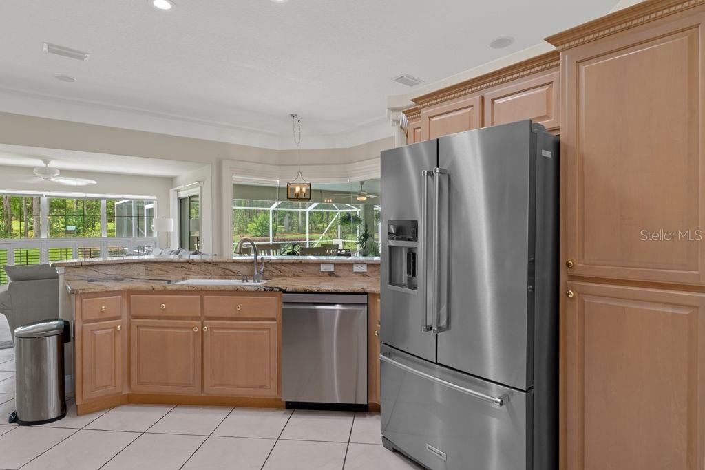 For Sale: $427,900 (4 beds, 2 baths, 2182 Square Feet)