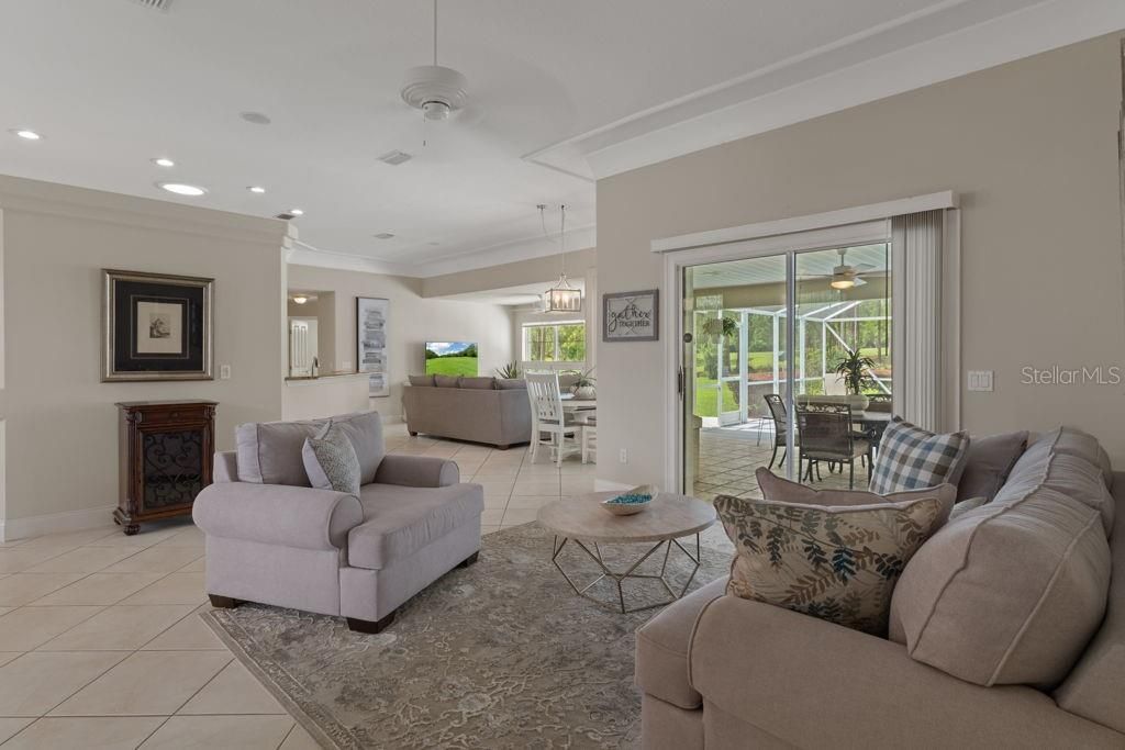 For Sale: $427,900 (4 beds, 2 baths, 2182 Square Feet)
