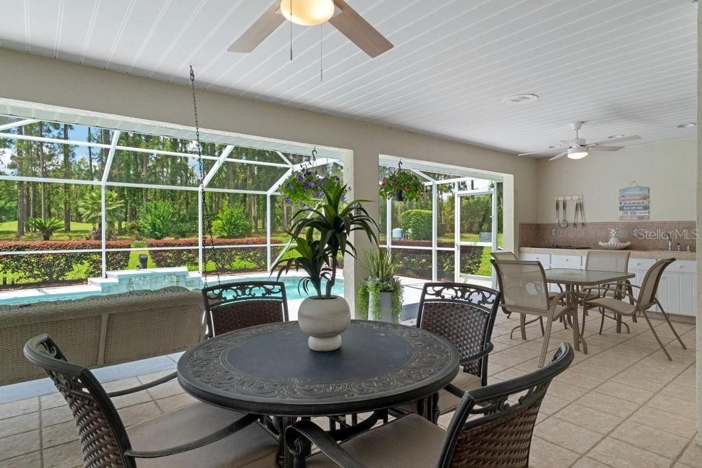 For Sale: $427,900 (4 beds, 2 baths, 2182 Square Feet)