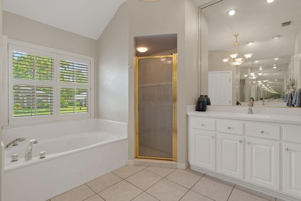 For Sale: $427,900 (4 beds, 2 baths, 2182 Square Feet)