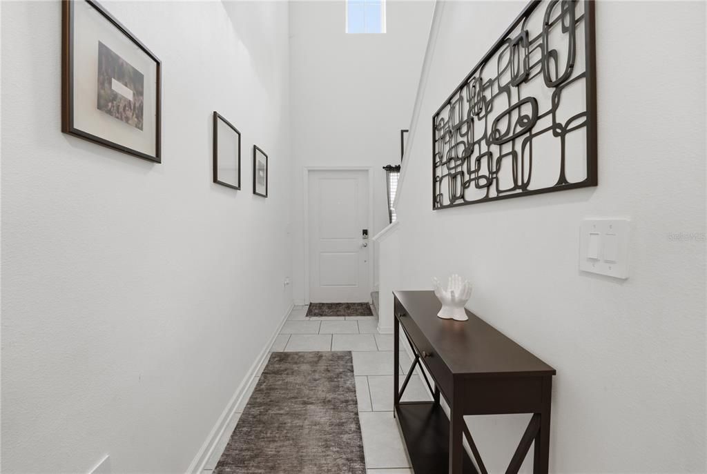For Sale: $319,999 (4 beds, 2 baths, 2008 Square Feet)