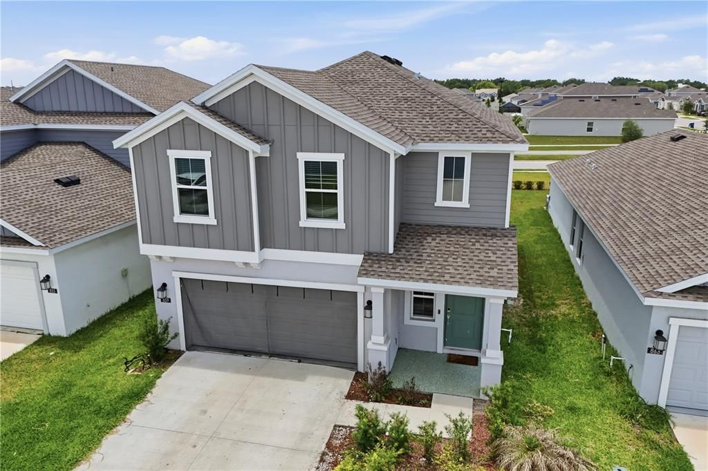 For Sale: $319,999 (4 beds, 2 baths, 2008 Square Feet)