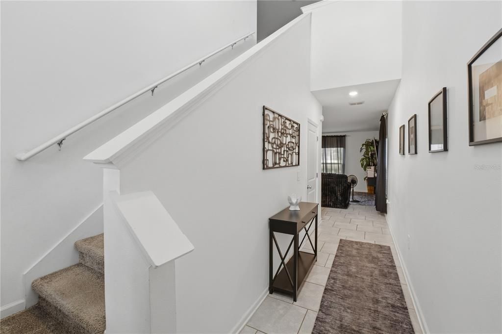 For Sale: $319,999 (4 beds, 2 baths, 2008 Square Feet)