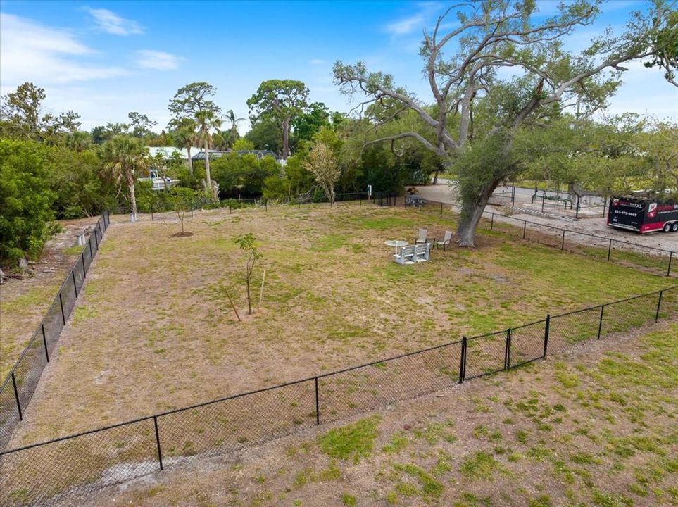 For Sale: $319,000 (2 beds, 2 baths, 1155 Square Feet)