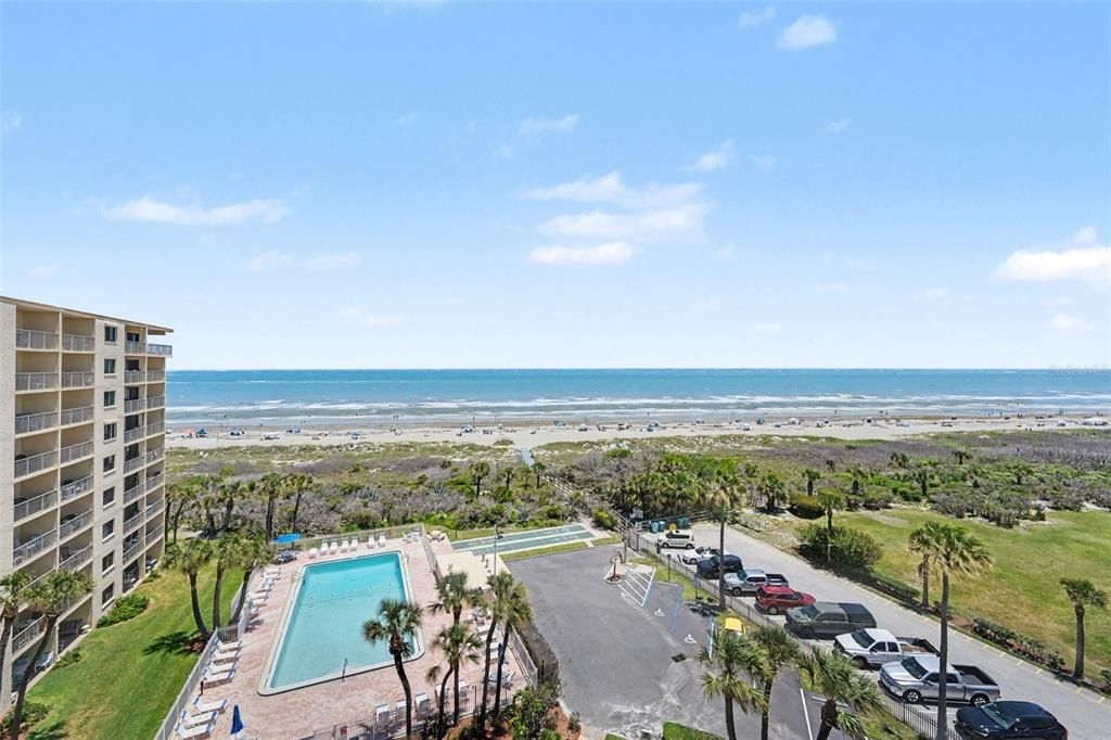 For Sale: $675,000 (2 beds, 2 baths, 1145 Square Feet)
