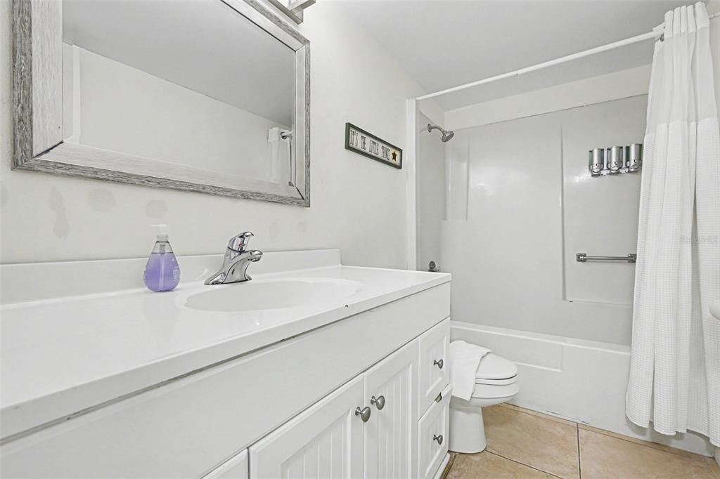 For Sale: $675,000 (2 beds, 2 baths, 1145 Square Feet)
