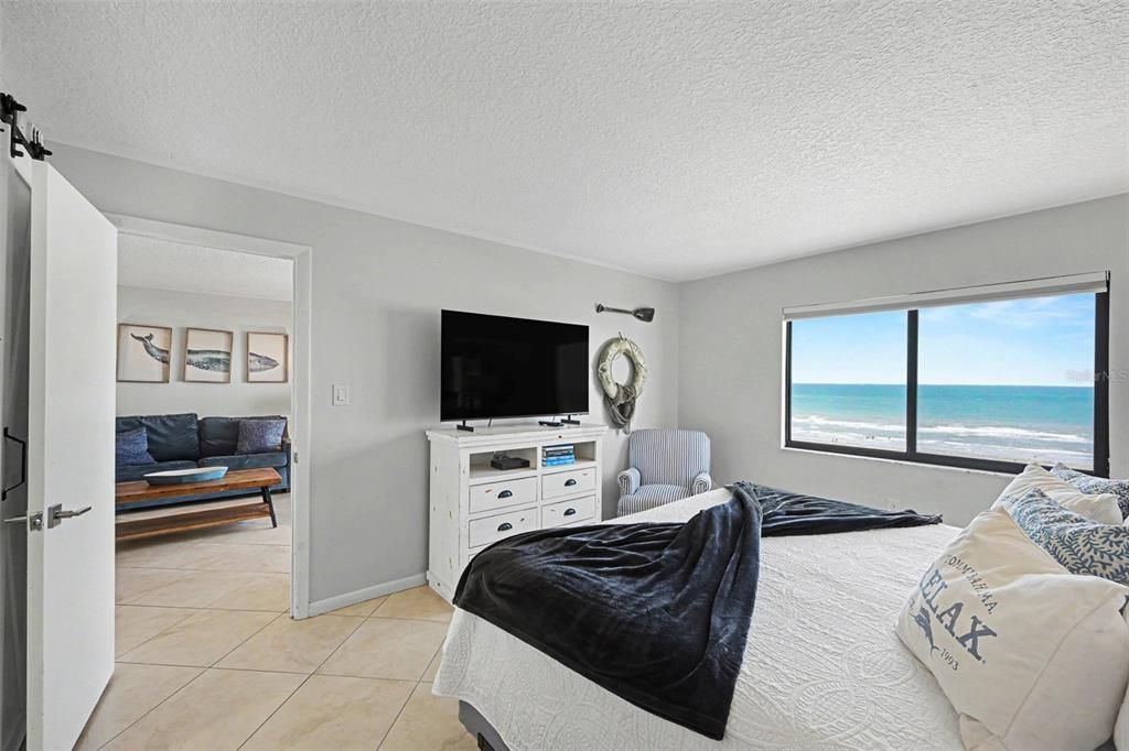 For Sale: $675,000 (2 beds, 2 baths, 1145 Square Feet)