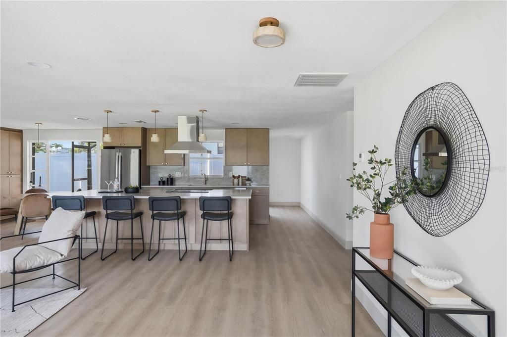 Activo con contrato: $540,000 (3 camas, 2 baños, 1589 Pies cuadrados)
