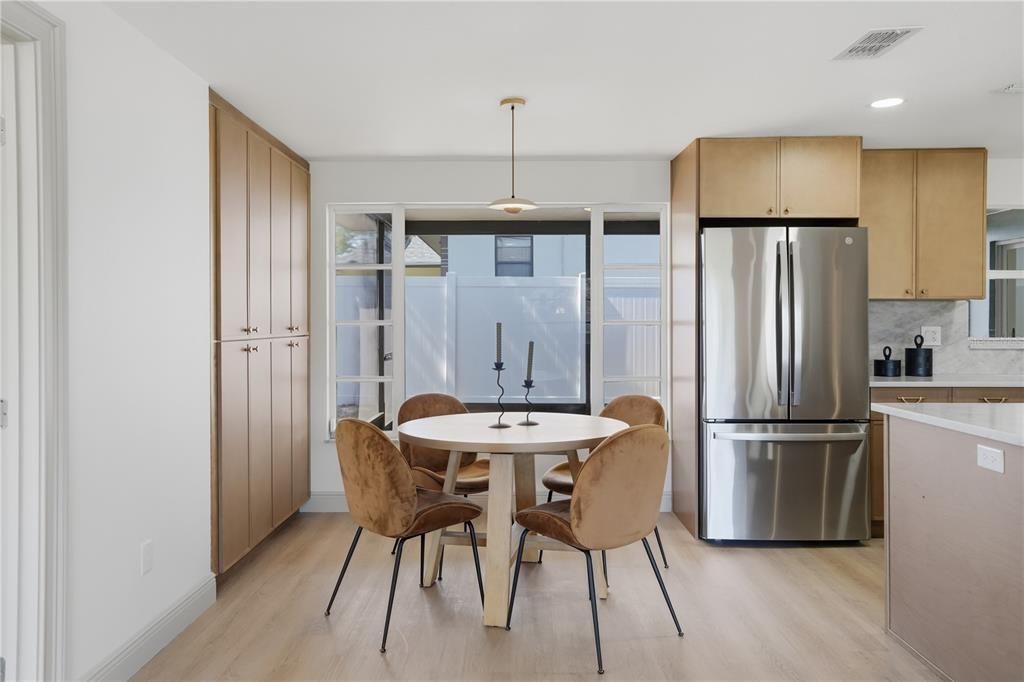 Activo con contrato: $540,000 (3 camas, 2 baños, 1589 Pies cuadrados)