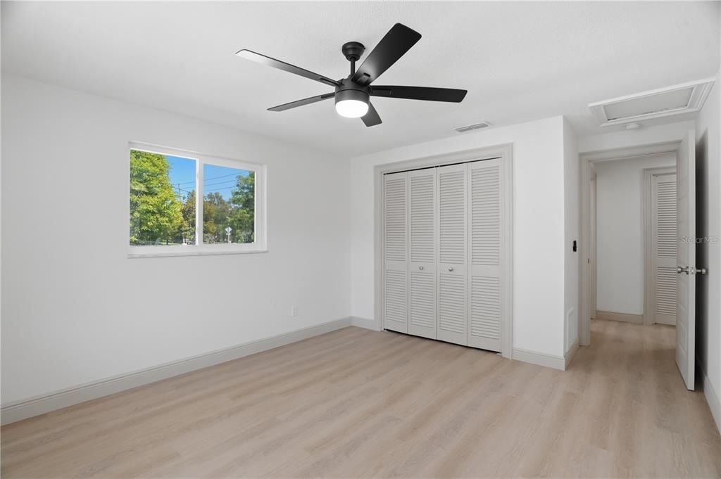 Activo con contrato: $540,000 (3 camas, 2 baños, 1589 Pies cuadrados)