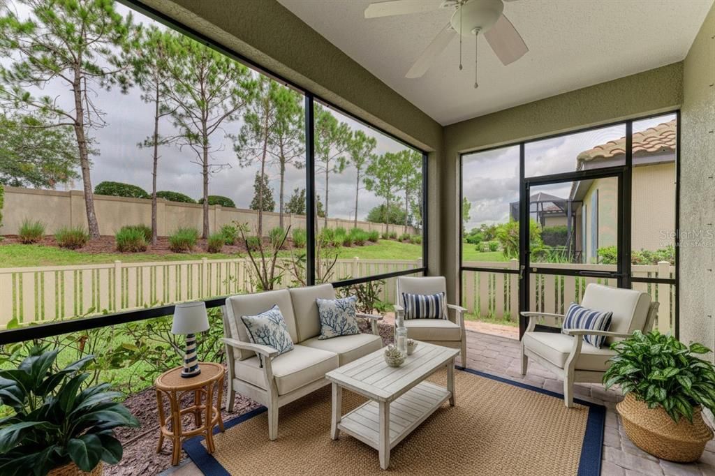 For Sale: $400,000 (3 beds, 2 baths, 1764 Square Feet)