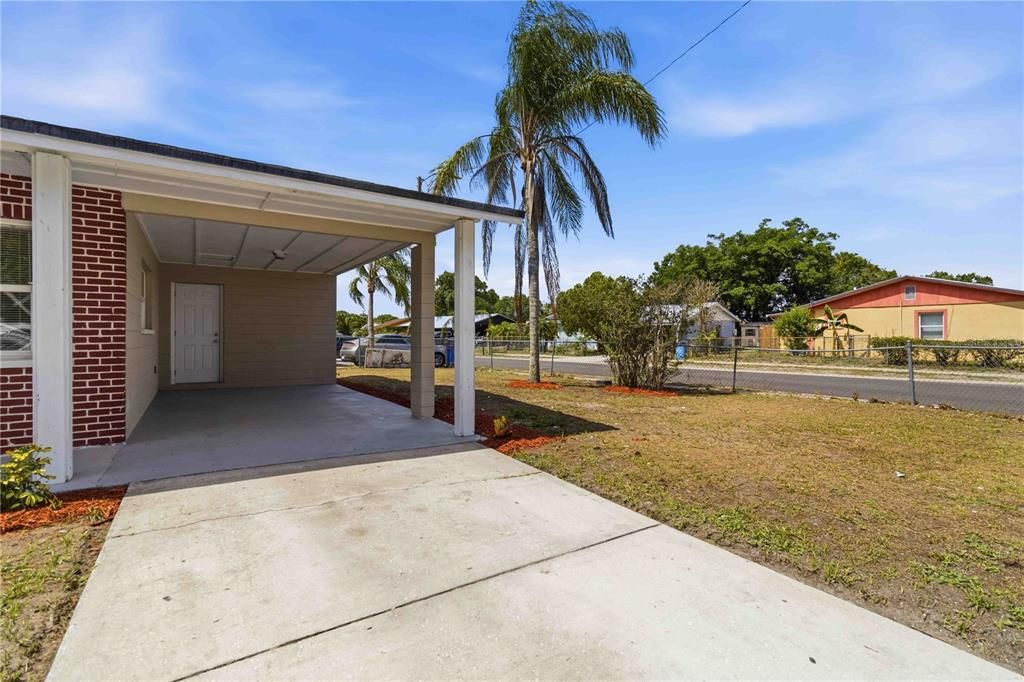 For Sale: $238,000 (3 beds, 2 baths, 1040 Square Feet)