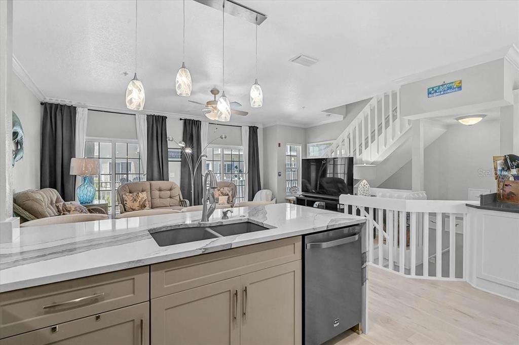 Active With Contract: $1,150,000 (3 beds, 2 baths, 1524 Square Feet)