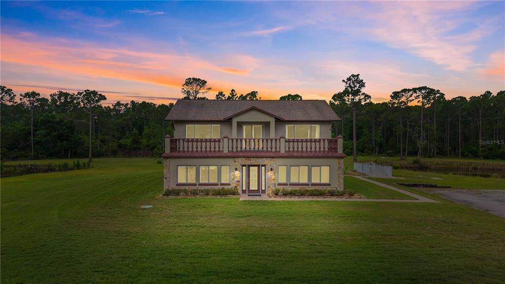 For Sale: $938,000 (3 beds, 3 baths, 2800 Square Feet)