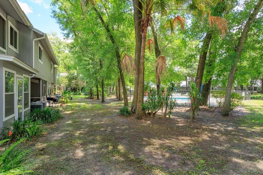 For Sale: $269,900 (2 beds, 2 baths, 1043 Square Feet)